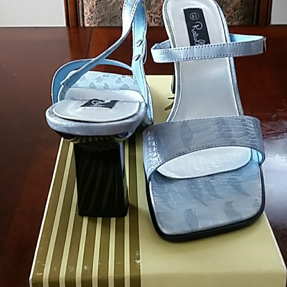 Rasolli Blue Heels